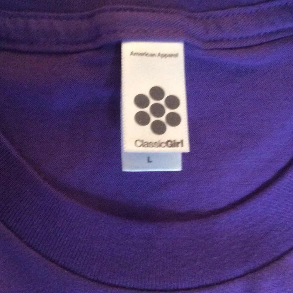 NWOT Purple Top Model T Shirt Fits Size S or XS - Picture 4 of 4